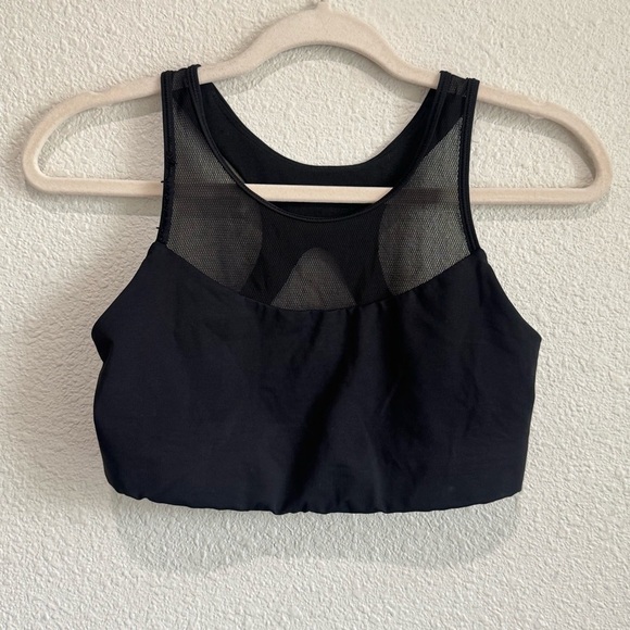 Lululemon Gear up Sports Bra Womens Size 8 Workout Yoga Mesh Black Running - Picture 1 of 6